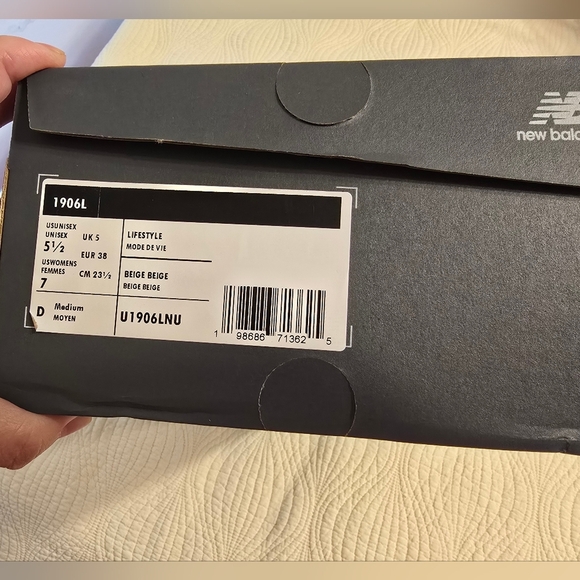 NIB New Balance 1906L Sneaker Loafer In Beige Ladies 7, Mens 5.5 - Picture 16 of 16